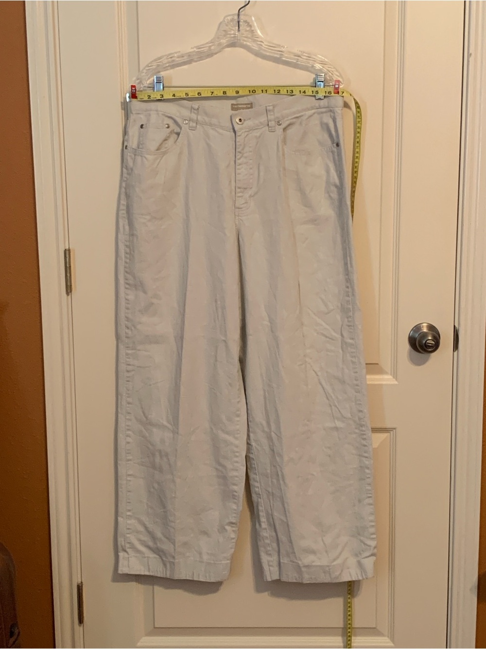 Liz Claiborne Light Beige Straight Leg Pants